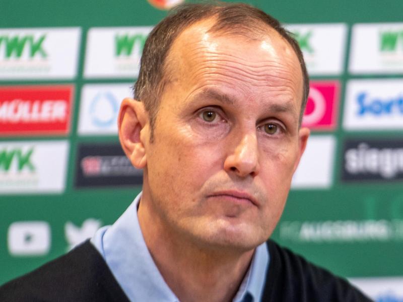 Pflichtspieldebüt als FCA-Coach auf Schalke: Heiko Herrlich