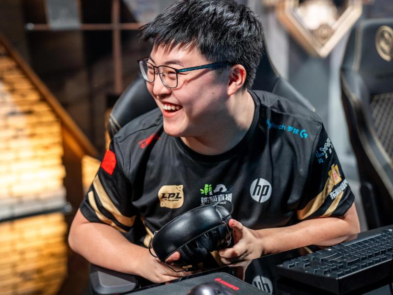 Mit Jian Uzi Zi-Hao verlässt eine Legende die League-of-Legends-Bühne Mit Jian Uzi Zi-Hao verlässt eine Legende die League-of-Legends-Bühne