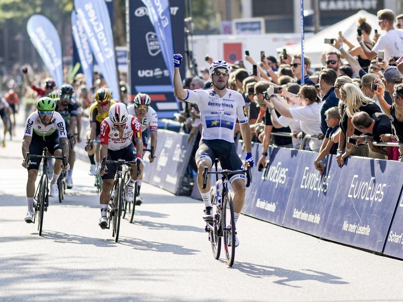 Der italienische Sprinter Elia Viviani hatte die Cyclassics im vergangenen Jahr gewonnen Der italienische Sprinter Elia Viviani hatte die Cyclassics im vergangenen Jahr gewonnen