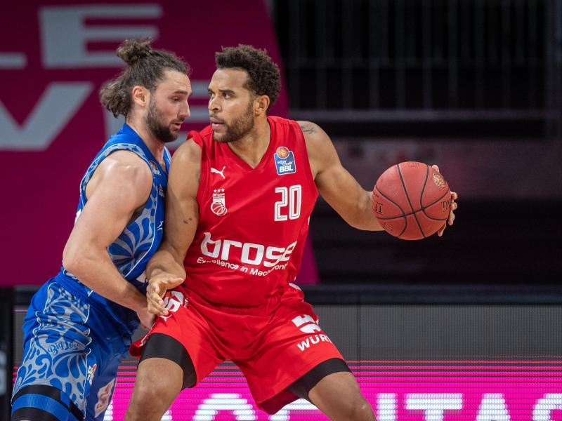 Elias Harris (r.) verlässt Brose Bamberg Elias Harris (r.) verlässt Brose Bamberg