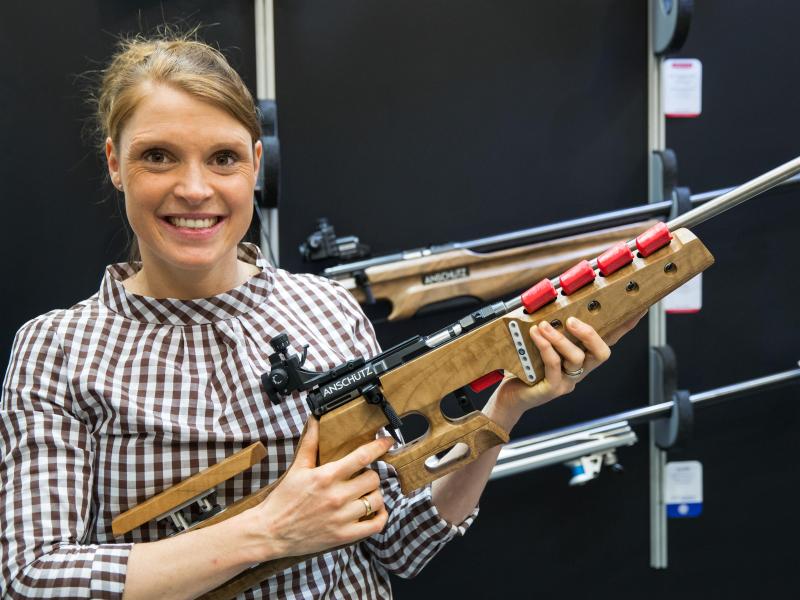 Wurde 2014 wegen einer positiven Dopingprobe aus dem deutschen Biathlon-Team ausgeschlossen: Evi Sachenbacher-Stehle Wurde 2014 wegen einer positiven Dopingprobe aus dem deutschen Biathlon-Team ausgeschlossen: Evi Sachenbacher-Stehle