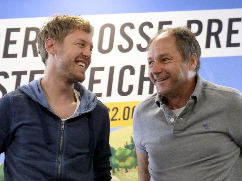 Sebastian Vettel (l.) im Gespräch mit Gerhard Berger Sebastian Vettel (l.) im Gespräch mit Gerhard Berger