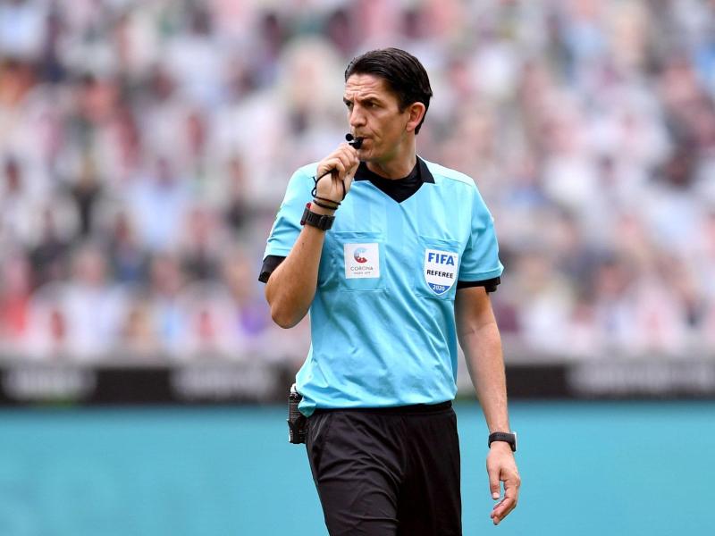 Fällt zum Bundesliga-Start aus: Schiedsrichter Deniz Aytekin Fällt zum Bundesliga-Start aus: Schiedsrichter Deniz Aytekin