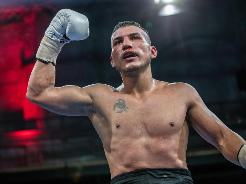 Profiboxer Jack Culcay bejubelt seinen Sieg und darf nun auf einen WM-Kampf hoffen Profiboxer Jack Culcay bejubelt seinen Sieg und darf nun auf einen WM-Kampf hoffen