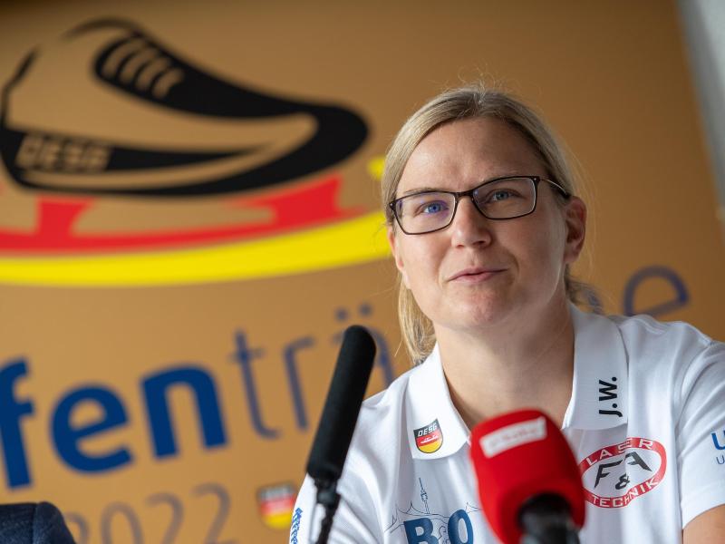 Jenny Wolf ist neue Eisschnelllauf-Bundestrainerin Jenny Wolf ist neue Eisschnelllauf-Bundestrainerin