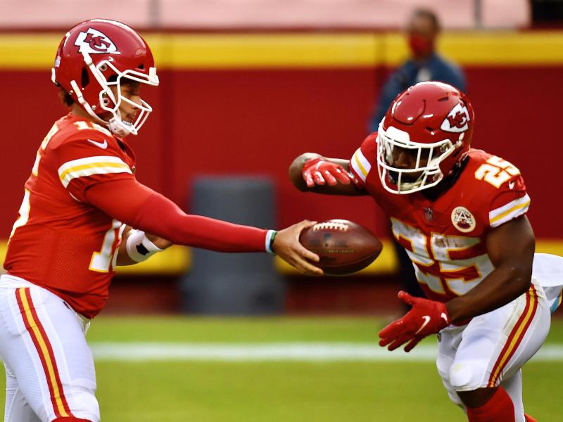 Die Kansas City Chiefs setzten sich gegen die New England Patriots durch Die Kansas City Chiefs setzten sich gegen die New England Patriots durch