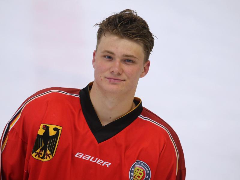Fällt länger aus: Adler-Youngster Tim Stützle Fällt länger aus: Adler-Youngster Tim Stützle