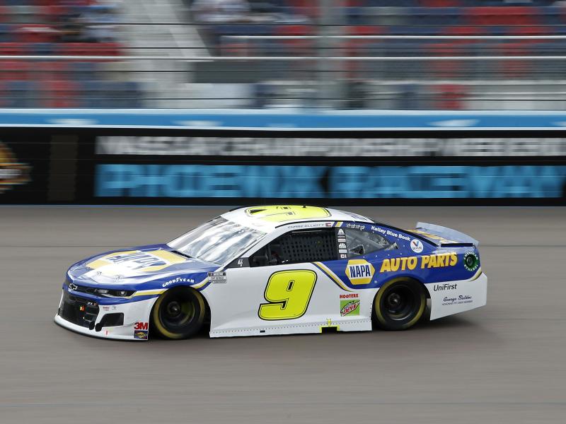 Chase Elliott gewinnt auf dem Phoenix Raceway in Arizona