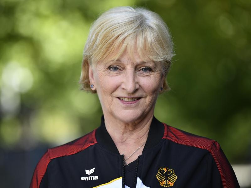 Ulla Koch ist die Cheftrainerin der deutschen Turnerinnen Ulla Koch ist die Cheftrainerin der deutschen Turnerinnen