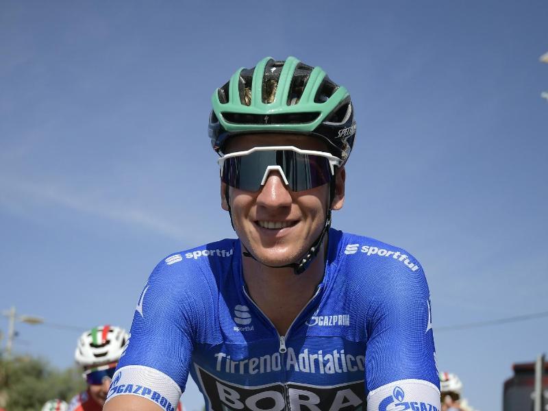 Kam zum Auftakt der UAE-Tour erst mit der Verfolgergruppe ins Ziel: Pascal Ackermann Kam zum Auftakt der UAE-Tour erst mit der Verfolgergruppe ins Ziel: Pascal Ackermann