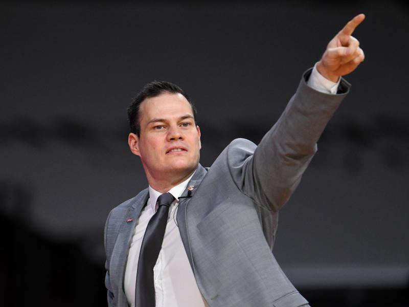 Trainer Johan Roijakkers und seine Bamberger kassierten nach zuvor fünf Siegen in Serie wieder eine Niederlage Trainer Johan Roijakkers und seine Bamberger kassierten nach zuvor fünf Siegen in Serie wieder eine Niederlage