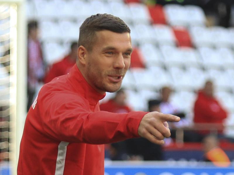 Zittert mit dem 1. FC Köln mit: Lukas Podolski