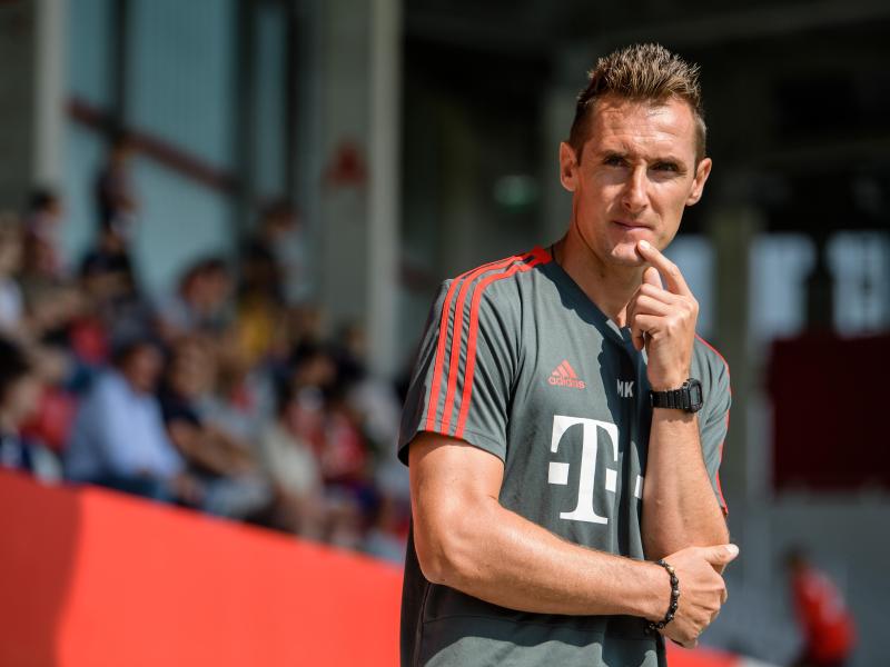 Weltmeister Miroslav Klose hat den Fußball-Lehrer-Lehrgang beim DFB erfolgreich absolviert