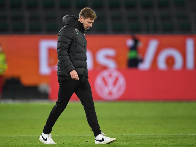 Wolfsburgs Trainer Florian Kohfeldt kam mit seinem Team nicht über ein 0:0 bei Hertha BSC hinaus