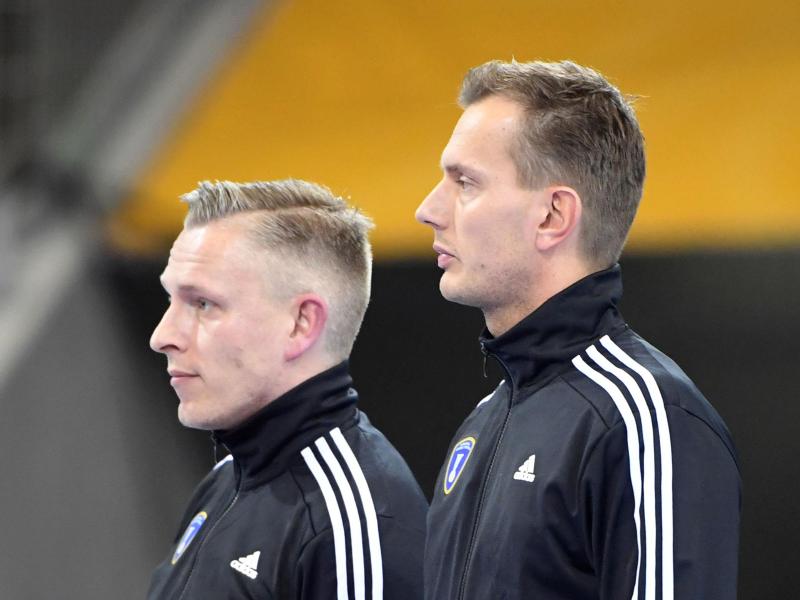 Werden das Finale der Handball-EM leiten: Robert Schulze (l) und Tobias Tönnies.