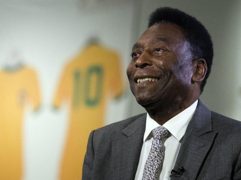 Die brasilianische Fußball-Legende Pelé befindet sich zur Tumor-Behandlung im Krankenhaus