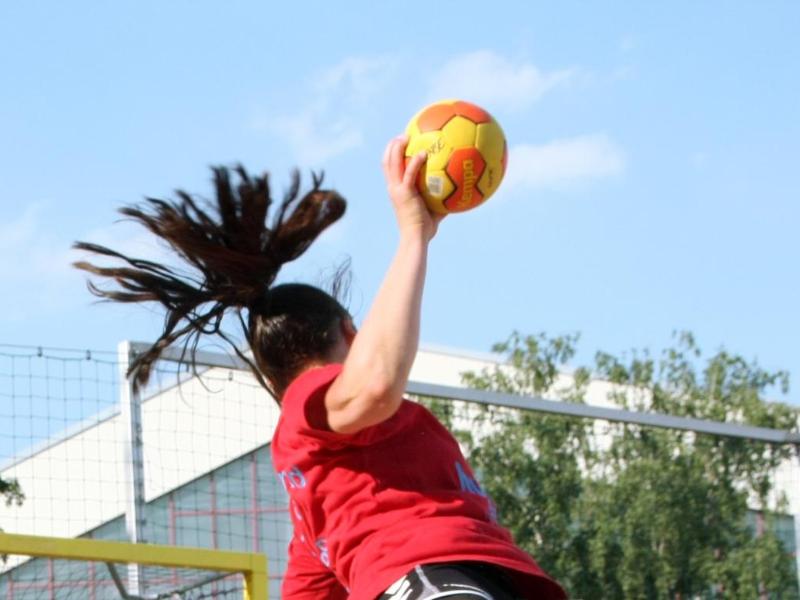 Die Beach-Handballerinnen spielen um den WM-Titel