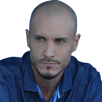 David González