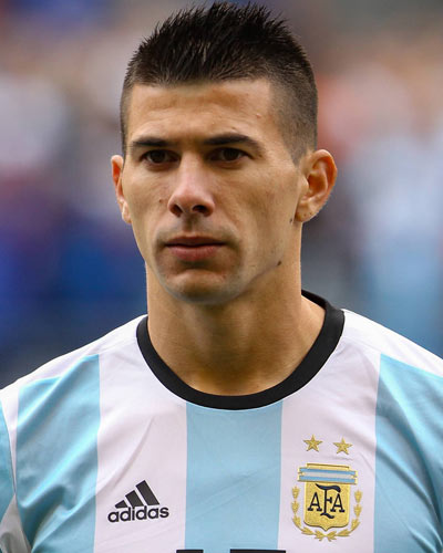 Víctor Cuesta Víctor Cuesta