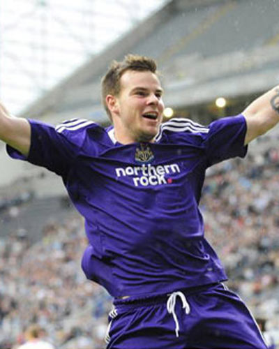 Danny Guthrie Danny Guthrie