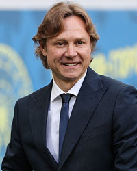 Valeriy Karpin