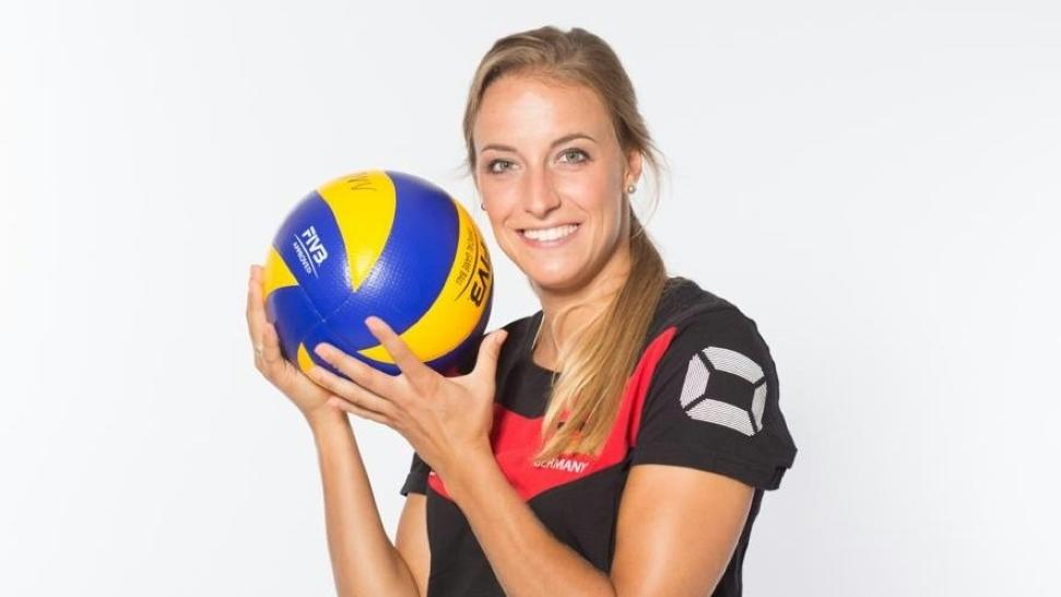 Lenka Dürr wechselt zur kommenden Saison nach Dresden Lenka Dürr wechselt zur kommenden Saison nach Dresden