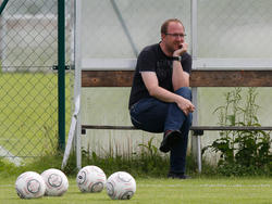 Sturm-Sportchef Günter Kreissl sieht sich bei den vertraglosen Spielern um