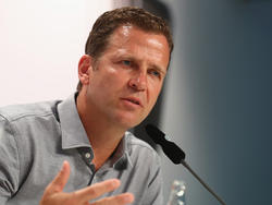 Teammanager Oliver Bierhoff kritisiert einen Teil der deutschen Fans