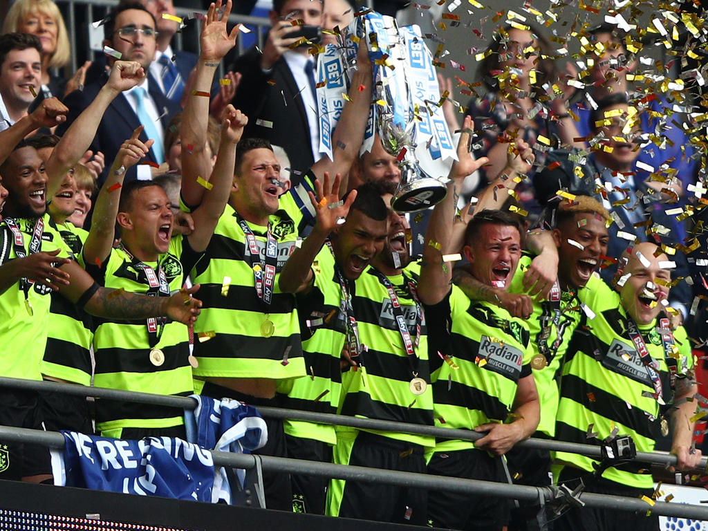 Huddersfield Town feiert den Aufstieg