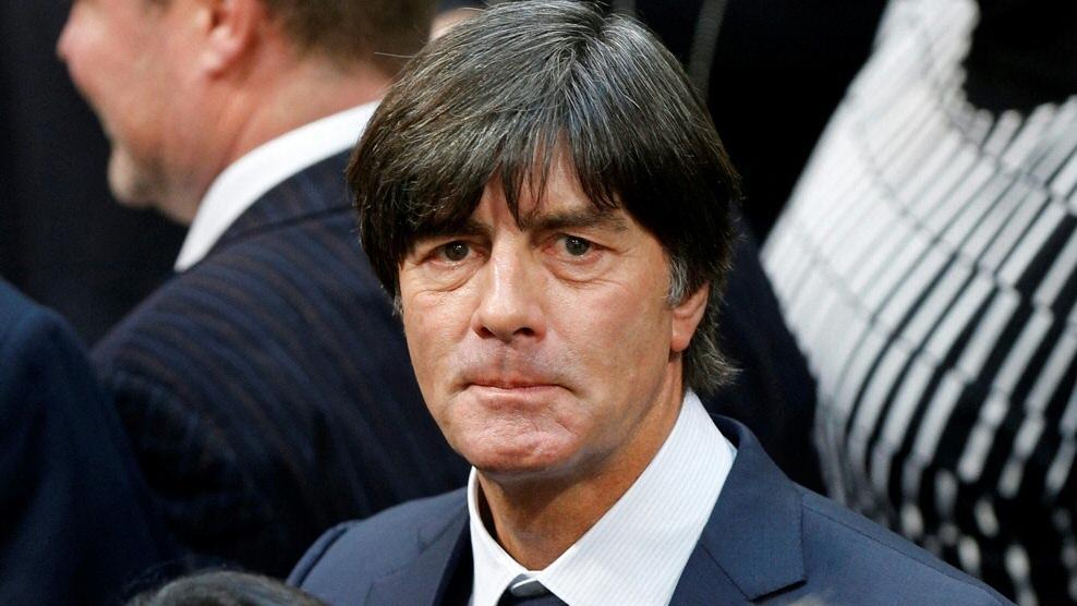 Löw bei Abschiedstreffen mit dem Bundespräsidenten Löw bei Abschiedstreffen mit dem Bundespräsidenten