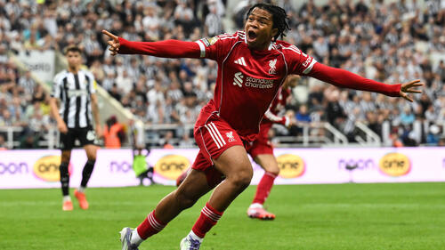 Liverpool feiert Rio Ngumoha