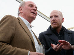 Uli Hoeneß (l.) könnte kurz vor dem Wiedereinstieg beim FC Bayern stehen