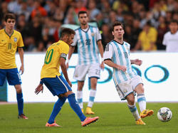 Neymar y Messi en Eliminatorias Sudamericanas (Foto: Getty)