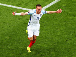 Vardy logró el empate provisional para Inglaterra en su duelo contra Gales. (Foto: Getty)
