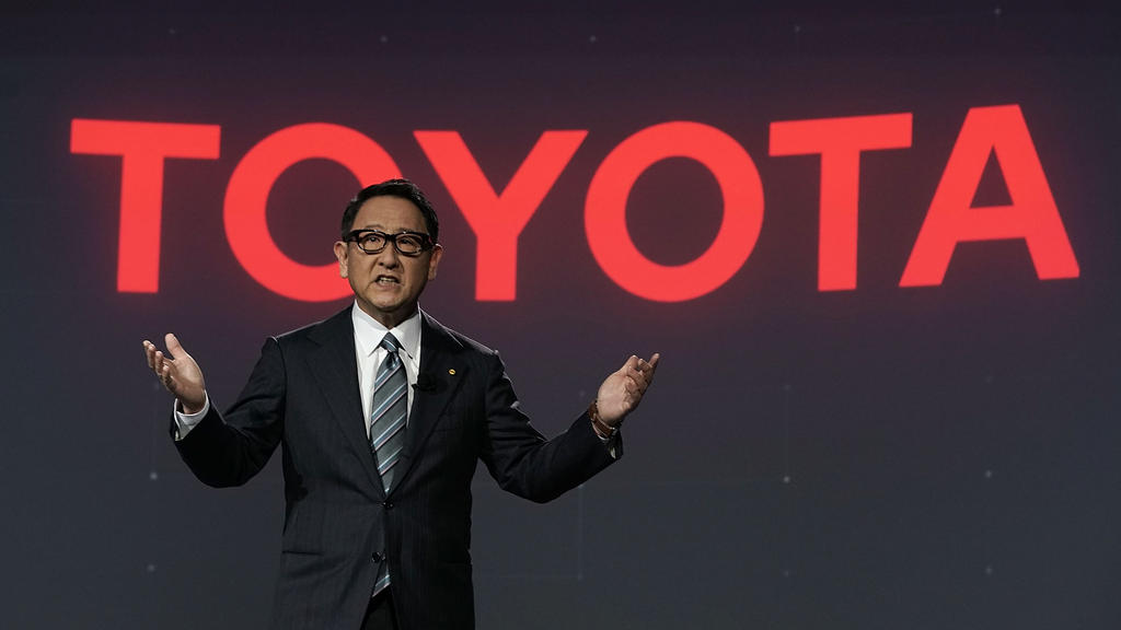 Toyota-Boss Akio Toyoda entschuldigte sich bei seinem Piloten Toyota-Boss Akio Toyoda entschuldigte sich bei seinem Piloten