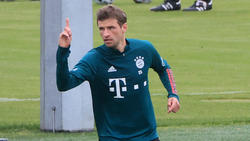 Thomas Müller steigt in zwei Wochen wieder beim FC Bayern ein