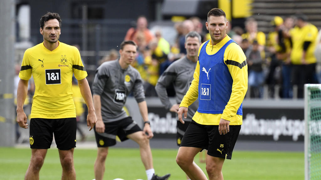 Niklas Süle und Mats Hummels sind beim BVB Konkurrenten Niklas Süle und Mats Hummels sind beim BVB Konkurrenten