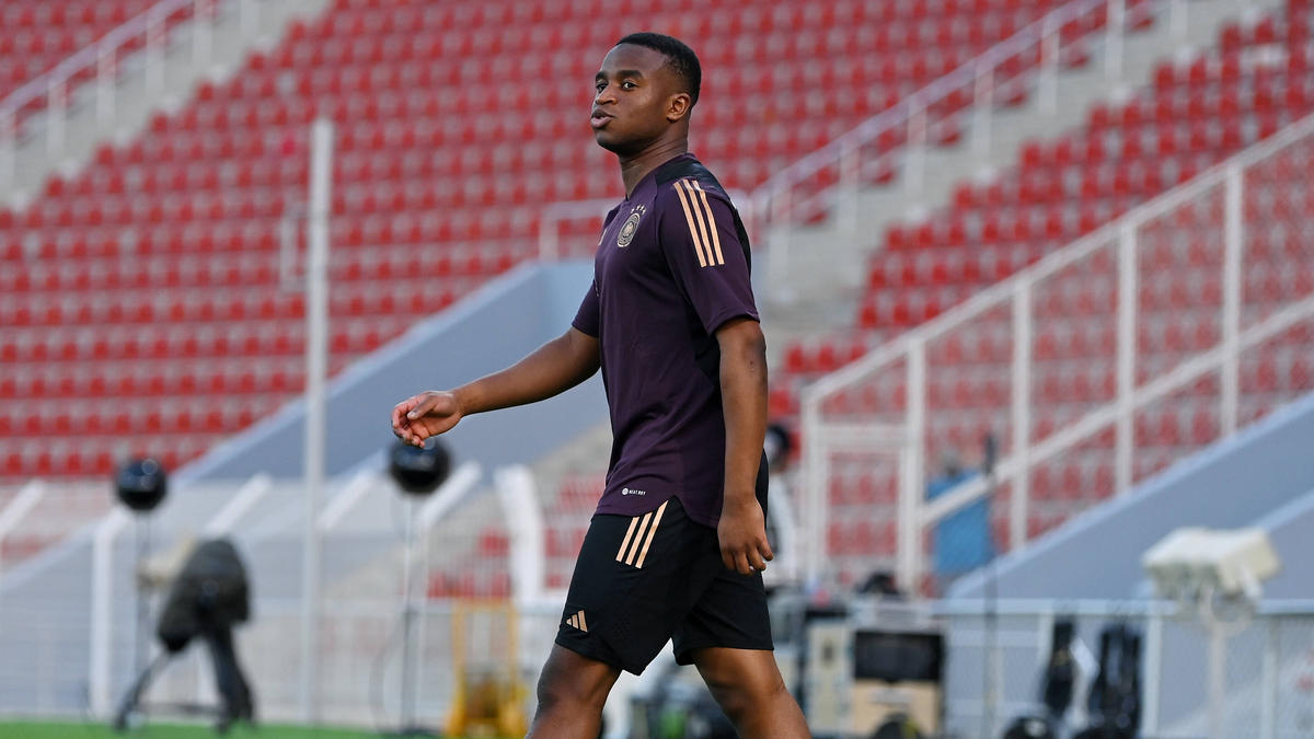 BVB-Juwel Youssoufa Moukoko reist zur A-Nationalmannschaft