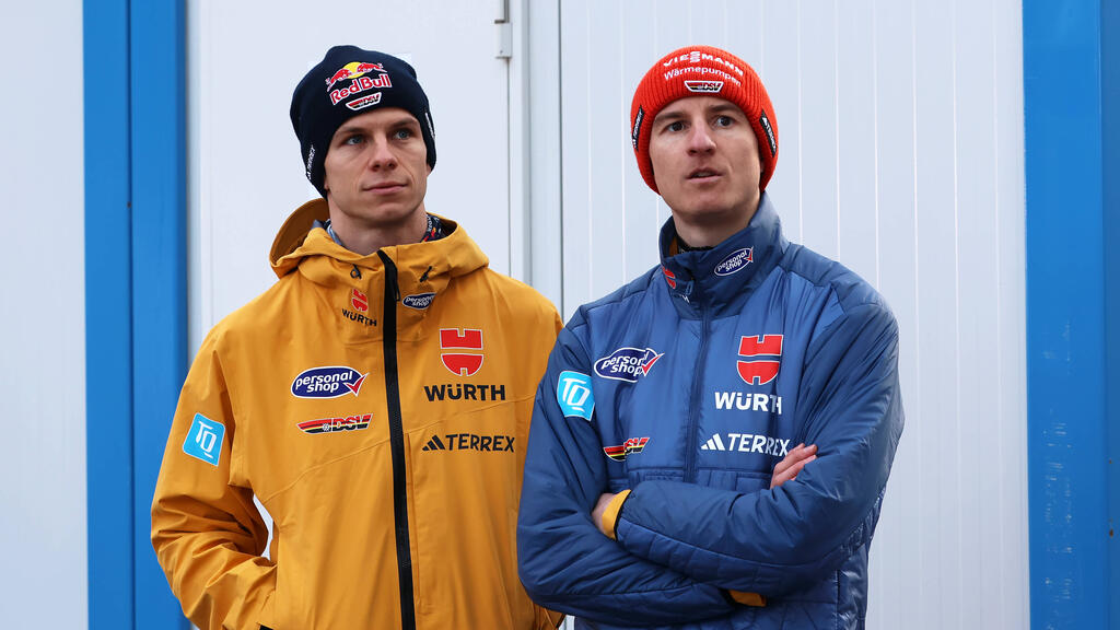 Andreas Wellinger und Karl Geiger (r.) erwischten keinen guten Start in die Saison