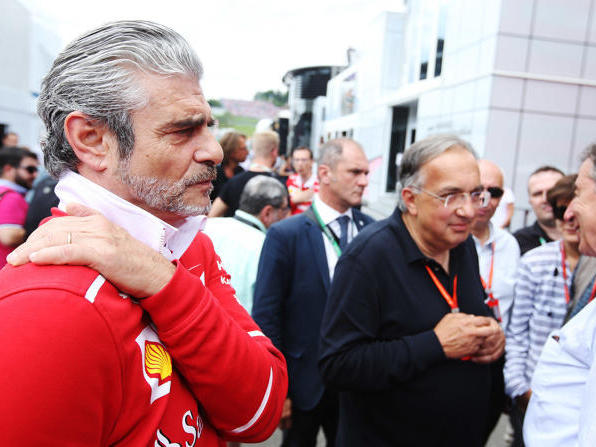 Maurizio Arrivabene (l.) wird wohl einige Funktionen Marchionnes übernehmen Maurizio Arrivabene (l.) wird wohl einige Funktionen Marchionnes übernehmen