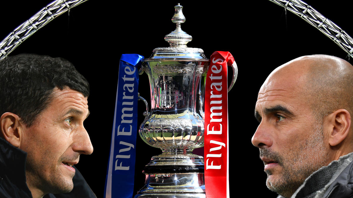 Pep Guardiola (r.) will den nächsten Titel einfahren Pep Guardiola (r.) will den nächsten Titel einfahren