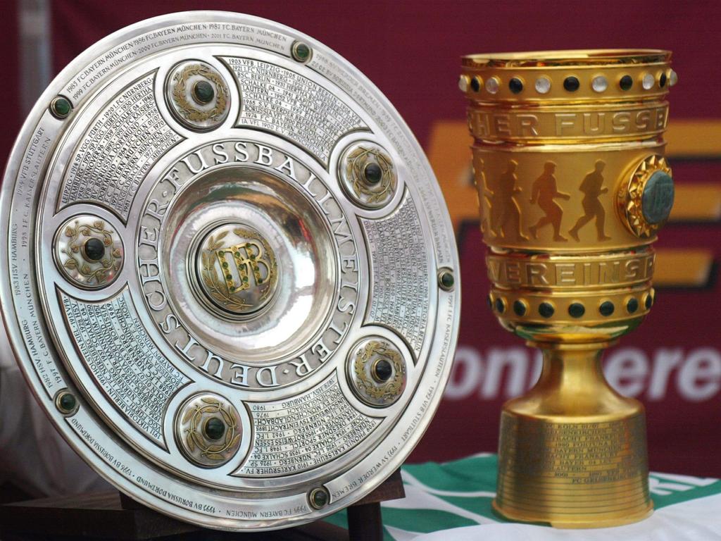 Reproduktionen der Meisterschale und des DFB-Pokals wurden gestohlen