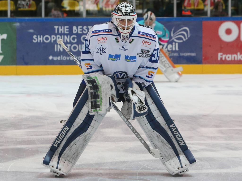 Huskies-Goalie Markus Keller ärgerte sich im Spiel gegen Frankfurt Huskies-Goalie Markus Keller ärgerte sich im Spiel gegen Frankfurt