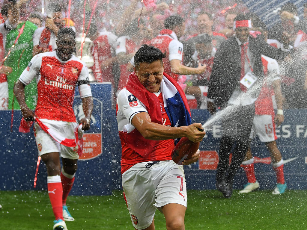 Kann sich Alexis Sánchez bald über ein Mega-Gehalt freuen? Kann sich Alexis Sánchez bald über ein Mega-Gehalt freuen?