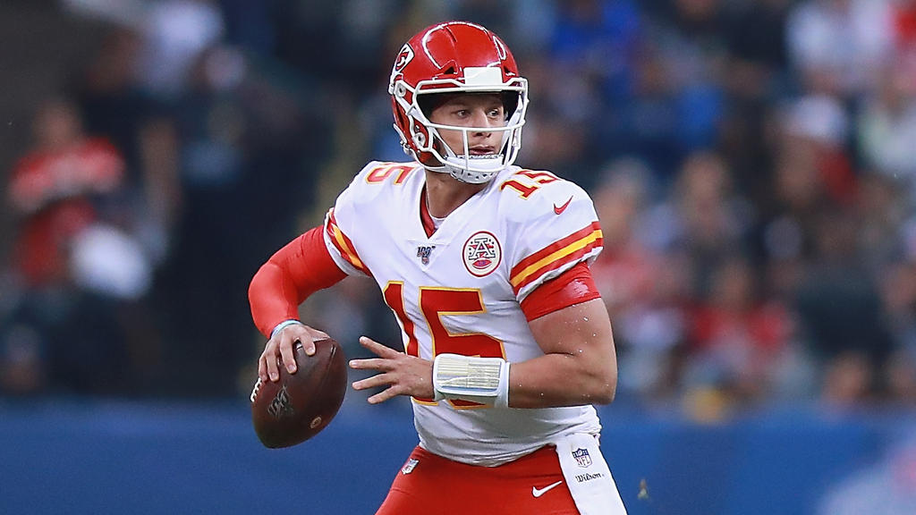 Patrick Mahomes warf einen Touchdown und eine Interception Patrick Mahomes warf einen Touchdown und eine Interception