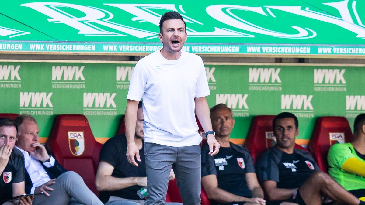 Stellt sich vor seine Mannschaft: Trainer Enrico Maaßen vom FC Augsburg