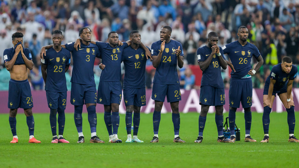 Die französischen Nationalspieler während des Elfer-Thrillers gegen Argentinien