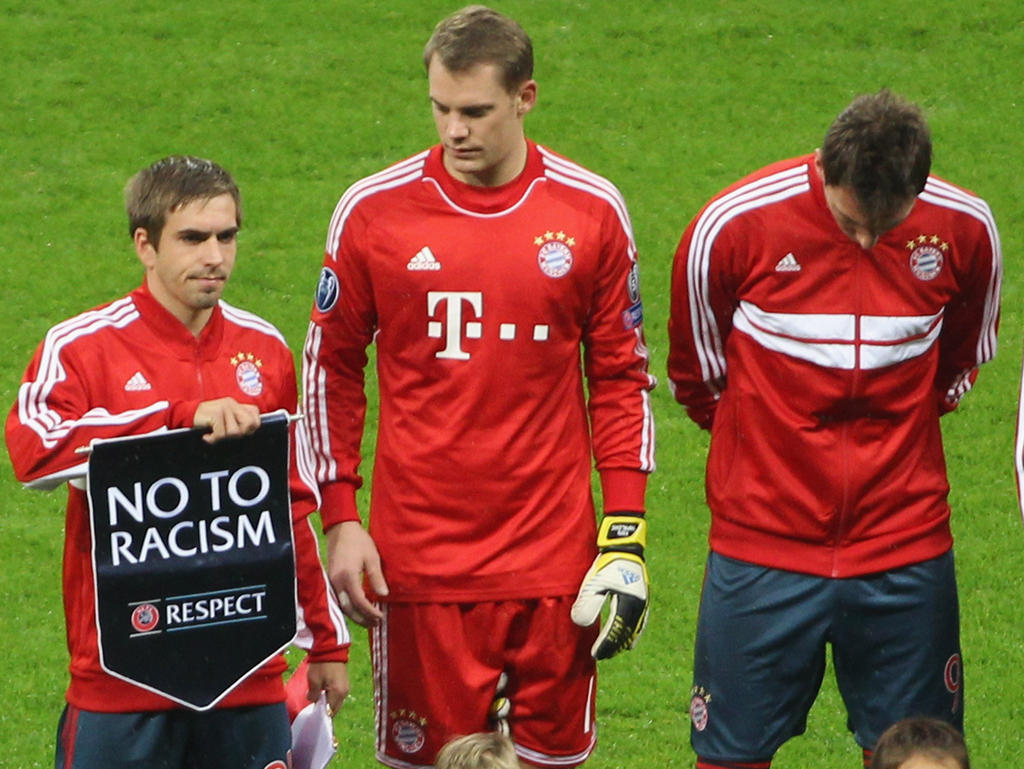 Philipp Lahm (l.) und Manuel Neuer reisen zur FIFA-Gala nach Zürich Philipp Lahm (l.) und Manuel Neuer reisen zur FIFA-Gala nach Zürich