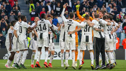 CR7 (M.) feiert mit Juventus Turin die Meisterschaft in Italien