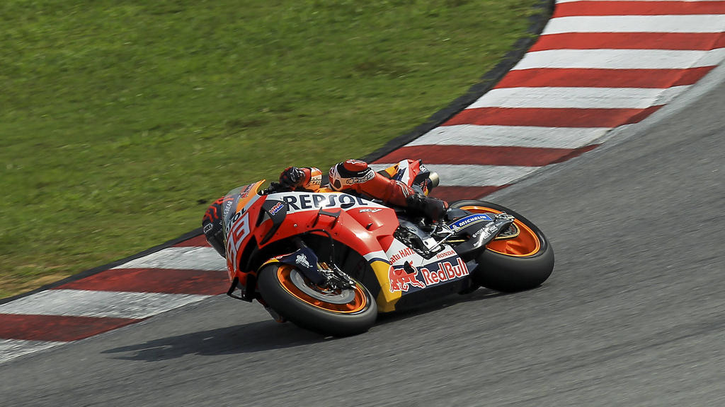 Marc Márquez musste sich einer Schulter-Operation unterziehen Marc Márquez musste sich einer Schulter-Operation unterziehen